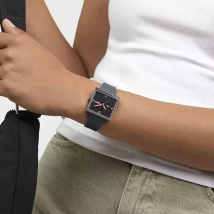 ΡΟΛΟΙ SWATCH  SO34M701 SWATCH Essentials Squared Off Grey Silicone Strap